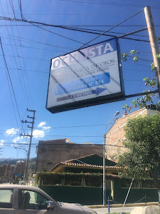 CLINICA DE OJOS Huaraz: Dr. Javier Amado Morales 1