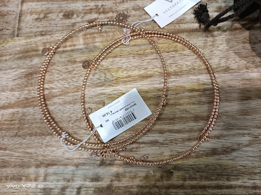 COMPARONE accessori moda, rivenditore VESTOPAZZO Gallery - Italy