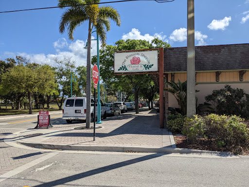 The Blossom Shoppe Florist & Gifts Logo