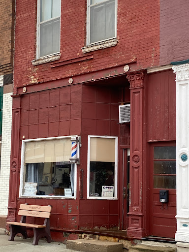 Town & Country Barber Shop - Thumbnail