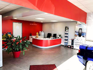 Photo n°2 de AD Garage Expert HERVE à Carhaix-Plouguer (Atelier de réparation automobile)