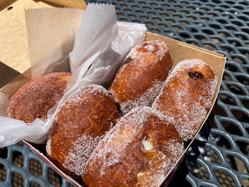 Leonard's Bakery Malasada Truck - Thumbnail