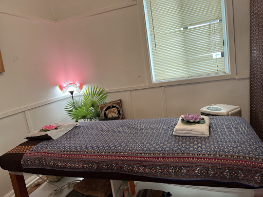 Kasalong Nuad Thai Massage and Day Spa - Thumbnail