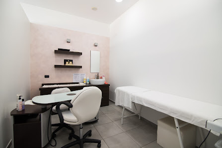 Centro Estetico Il Senso Della Bellezza Via Galileo Galilei, 192, 64021 Giulianova TE, Italia