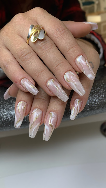 Cé Chic - Centro de Estética y Salón de Uñas