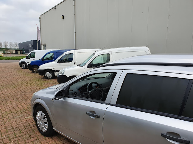 cars4u leeuwarden - Autodealer