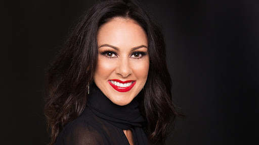 Alarna Make up Solutions - Alarna Bell Make up Artist