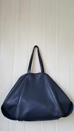 Photo n°10 de Piqûres d'Abeille à Ballancourt-sur-Essonne (Atelier de couture)