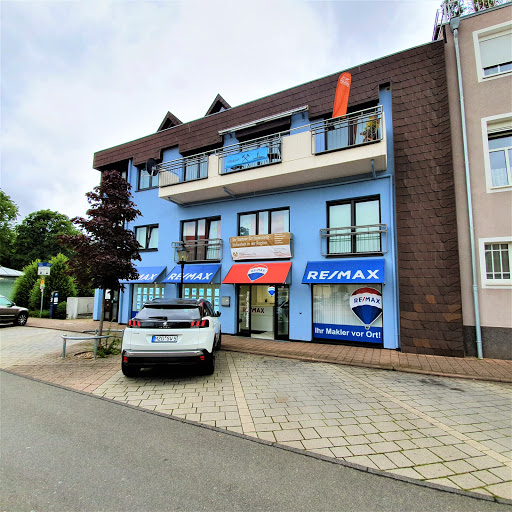 Sascha Wallerich RE/MAX Immobilien DeLux