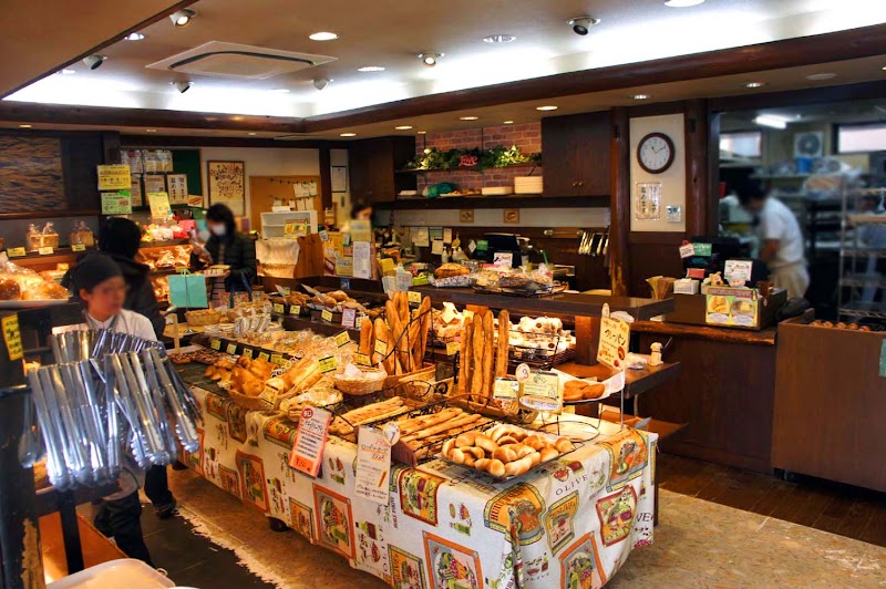 クーロンヌもりや