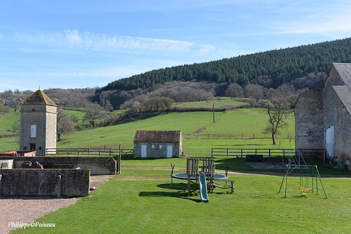 Photo de Gites des Roches à Lormes (58140)
