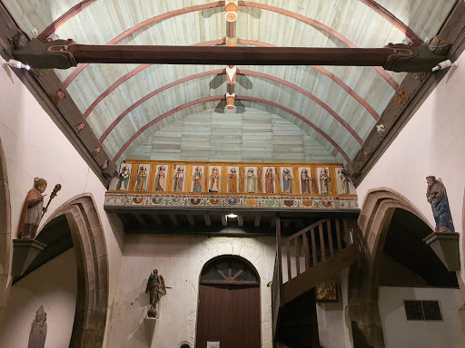 Église Sainte-Geneviève de Loqueffret