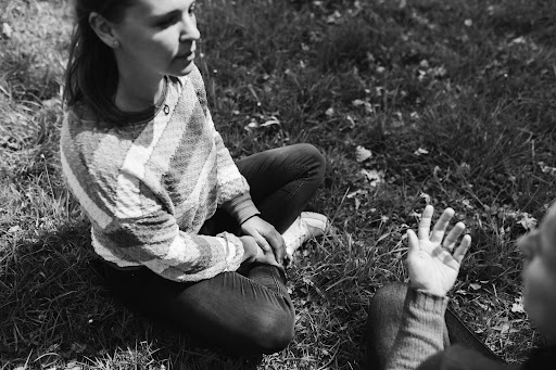 Photo de Claire Pottier • Massage femme enceinte et rebozo