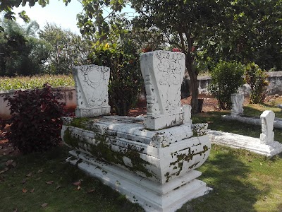 Photos of Makam Tjitrosoman