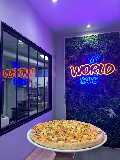 Photo 5 - My world pizza
