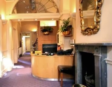 Walk in Doctor Gallery - United Kingdom