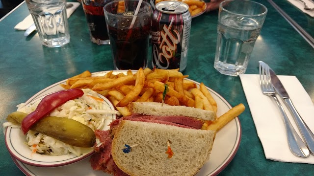 Centre Street Deli