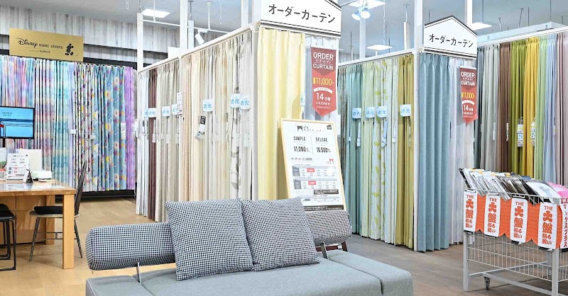 マックスプラス 泡瀬店