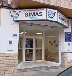 Simas Turia - Visual