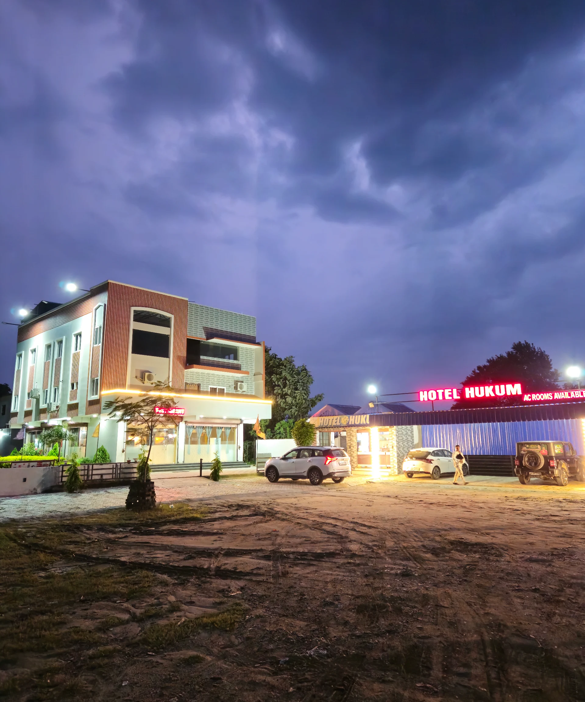 Hotel Hukum