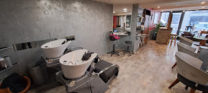 Photo n°10 de Lise Valere à Clermont-Ferrand (Salon de coiffure)