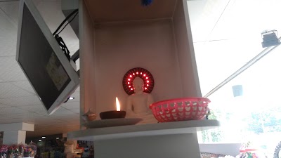 Photos of P & D Super
