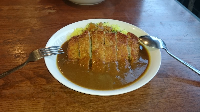 ナッシュキッチン津山店 岡山県津山市志戸部 カレー店 レストラン グルコミ