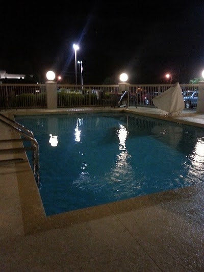 Photos of Country Inn & Suites by Radisson, Tuscaloosa, AL