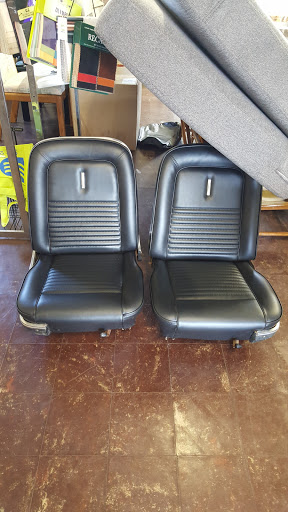 D & N Upholstery - Thumbnail