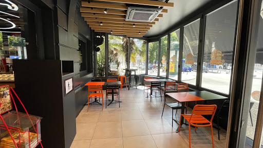 Photo 3 - House's Burger & Tacos