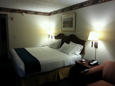 Photos of Holiday Inn Express Pittsburgh-Cranberry