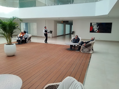 Af1qipollhsqlqatdgp5e 4ixkeyrz5qhei0mzcappiy=s385 K No