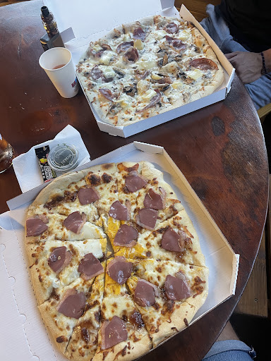 Photo 2 - Pizza Pilou Christopher