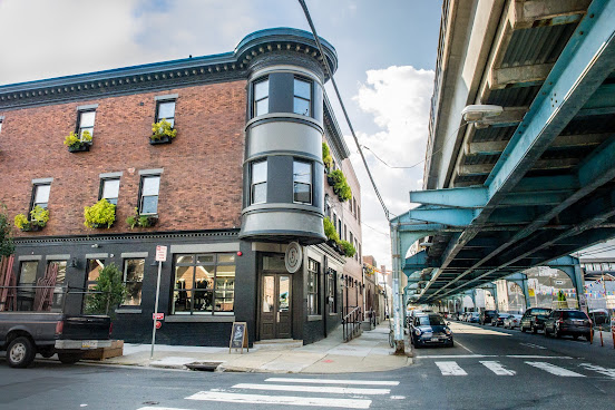 Front Street Cafe by null