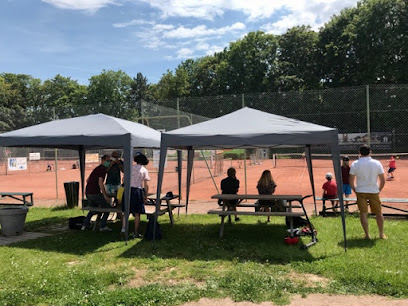 Ill Tennis Club
