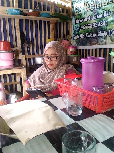 Photos of Es Kelapa Warneba