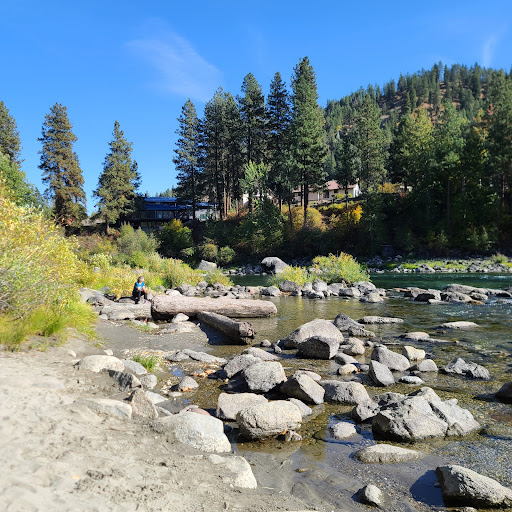 River Haus In the Pines