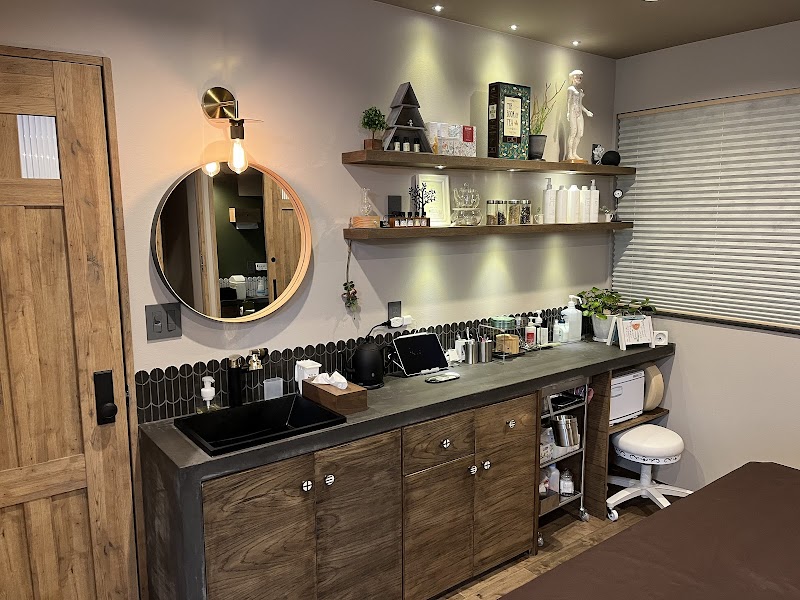 鍼灸アロマサロン花水樹