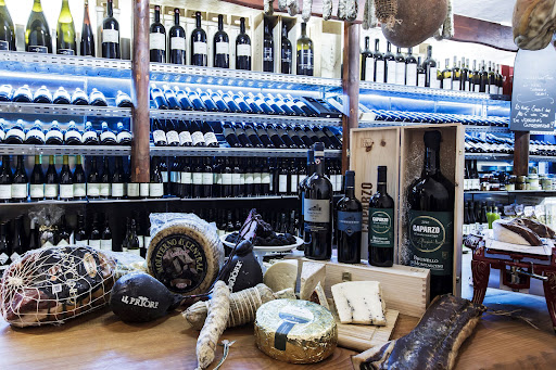 cantina adoro