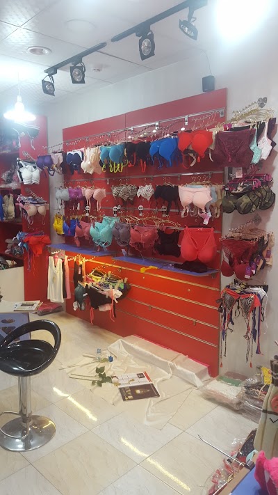 Photos of Pasargad Mall