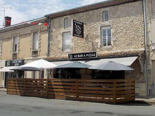 Le bar à pizzas