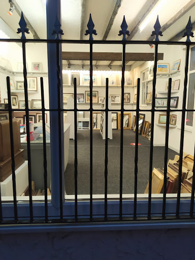 John Arnold Galleries - Visual