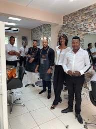 Photo n°6 de Sylvaine Coiffure II à Saint-Louis (Salon de coiffure)