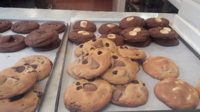 Ben's Cookies - Oxford