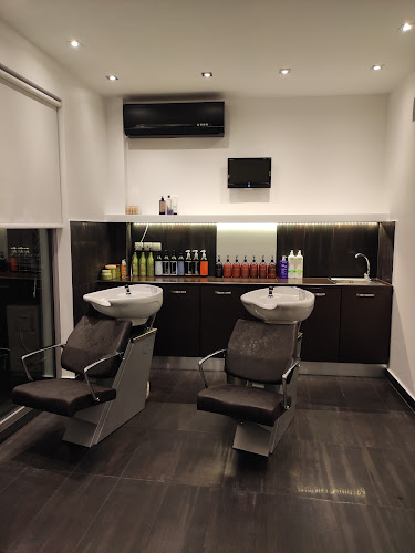 Βασίλη Παπαβασιλείου 15, Κιάτο 202 00