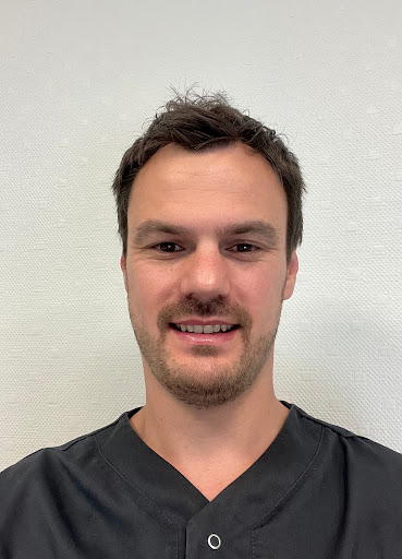 SIMON SCHUCK