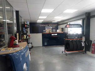 Photo n°2 de GARAGE EUROREPAR Car Service D ROUSSET à Vorey (Agence de location de voitures)