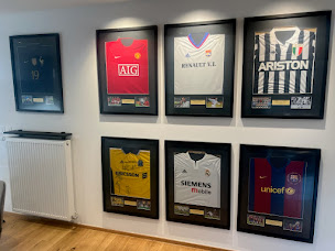 Photo n°4 de AXA Prévoyance & Patrimoine Anthony Valotaire à Genas (Agence d'assurance)