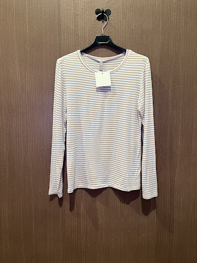 Woman shop - Thumbnail