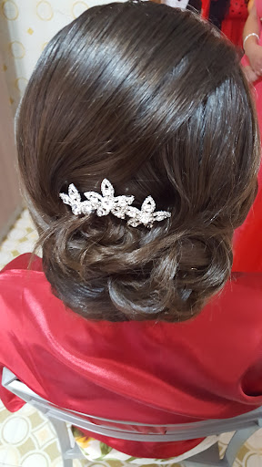 Professional Style Parrucchiere - Salone L'Oréal Professionnel - Thumbnail